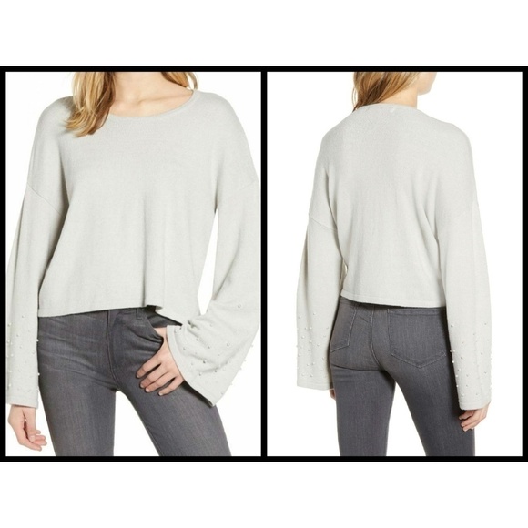 đź’•CUPCAKES & CASHMEREđź’• Pearl Bell Sleeve Sweater - Picture 4 of 8